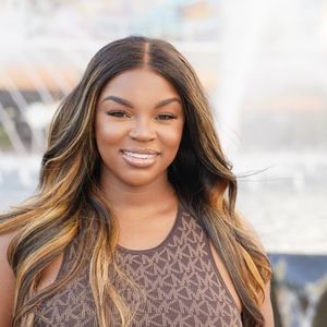 Meet your Posher, Monica